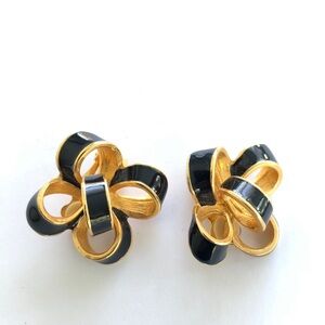 Vintage Chic 1980s Designer Black Enamel and Gold Tone Clip On Earrings